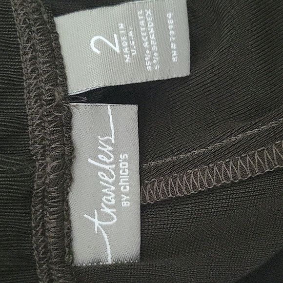 Chico's Travelers Chocolate Brown Button Crop Crop Pants Size Large - Picture 2 of 5